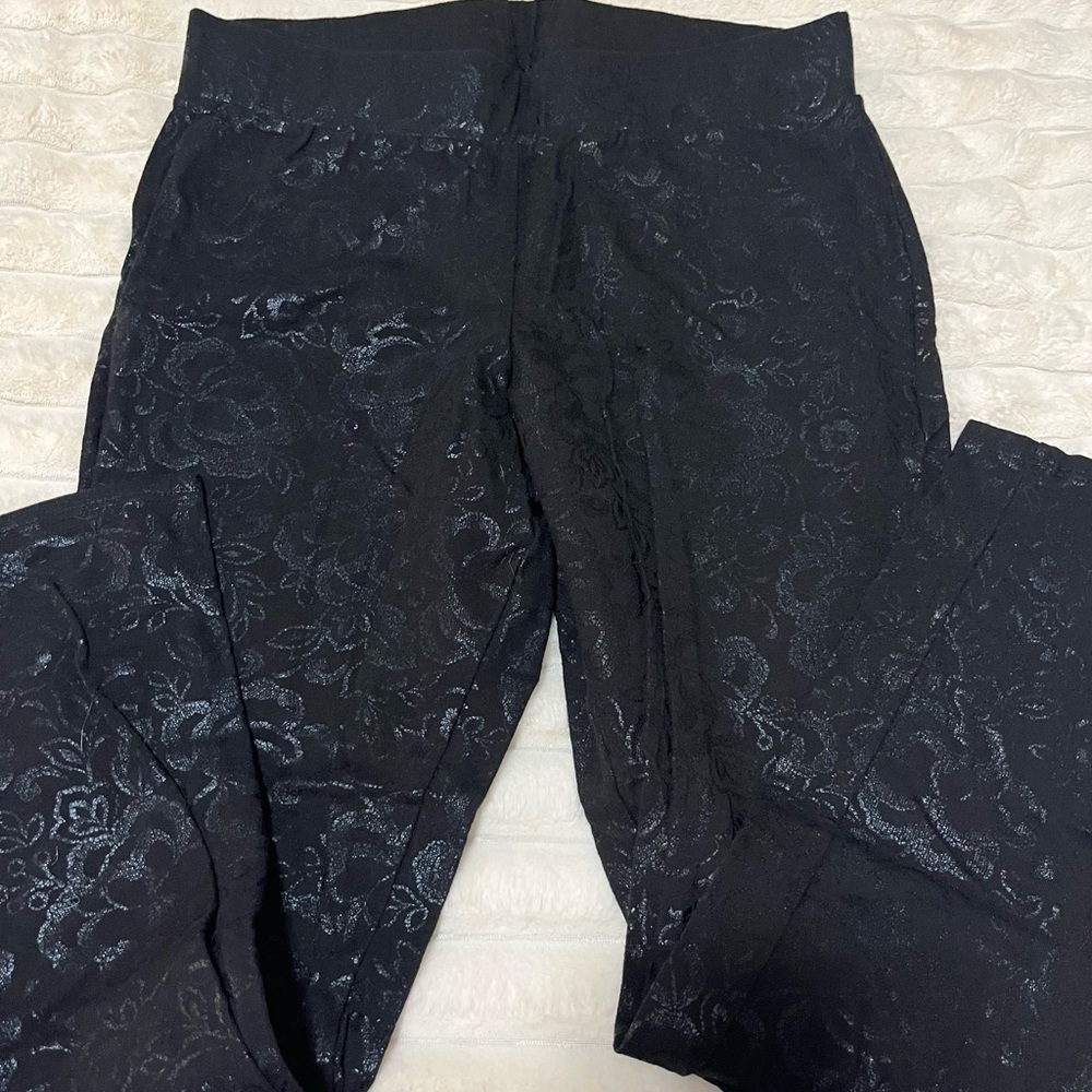 NWOT Torrid Floral Leggings